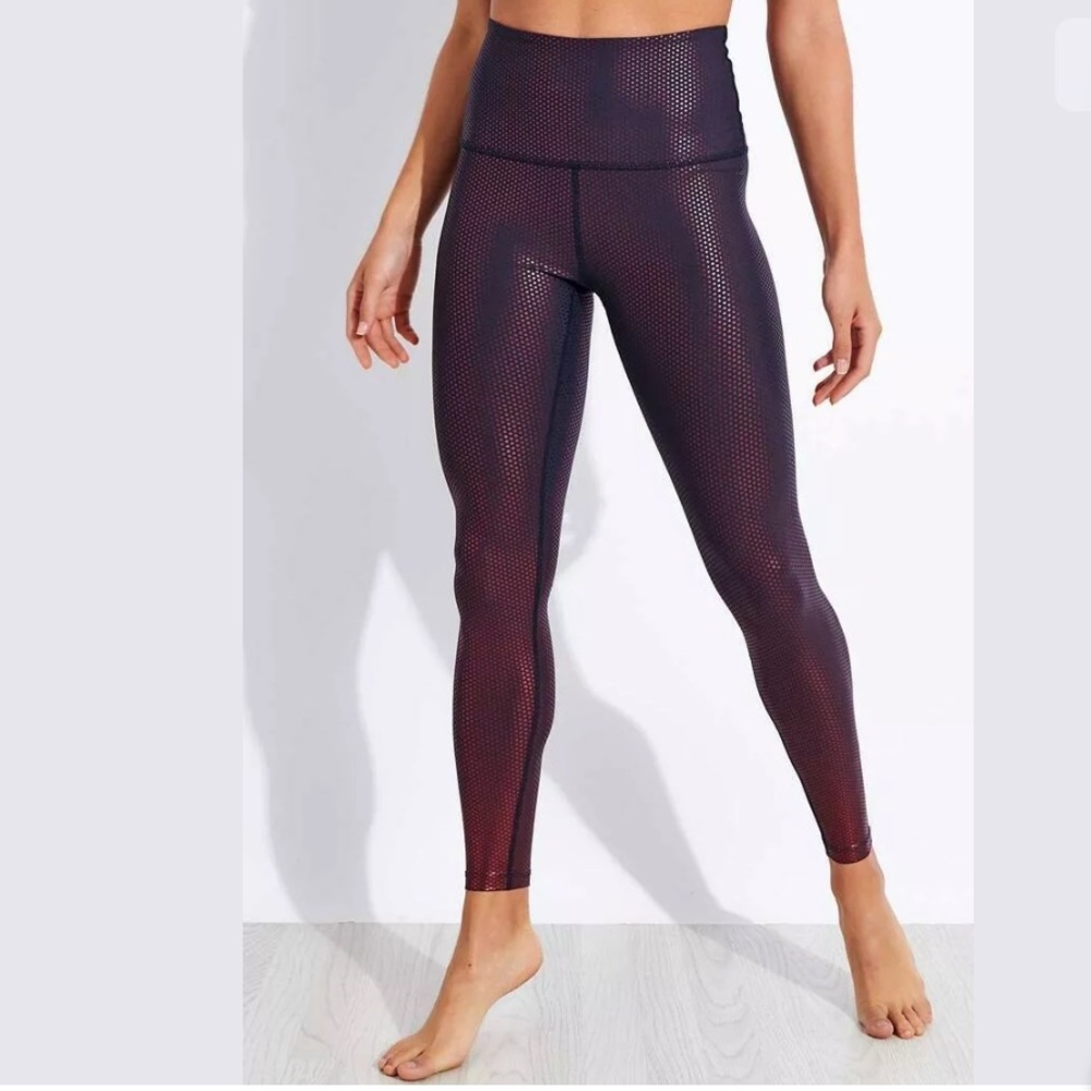 BEYOND YOGA Spot On High Waist Midi Leggings-Small